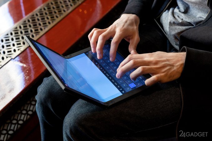 Lenovo показала первый в мире ноутбук с гибким дисплеем (11 фото) - «Гаджеты»
