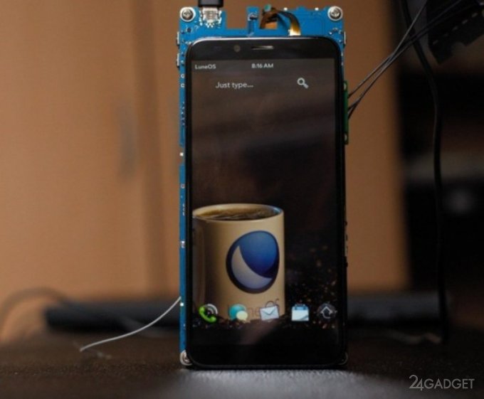 Смартфон PinePhone с шестью операционными системами (4 фото) - «Гаджеты»