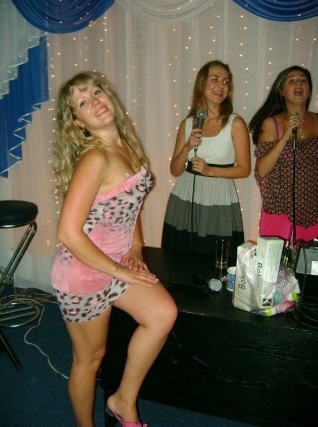 Девчата из 90-х и 2000-х 10.10.2025 - «Прикольные картинки»